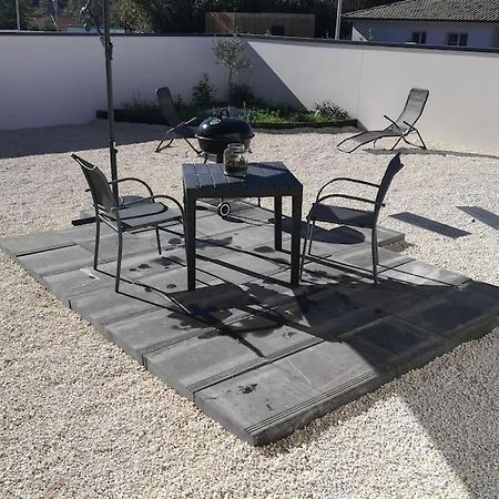 Ferienwohnung Studio Cosy Avec Acces Et Terrasse Independants Tresses Exterior foto